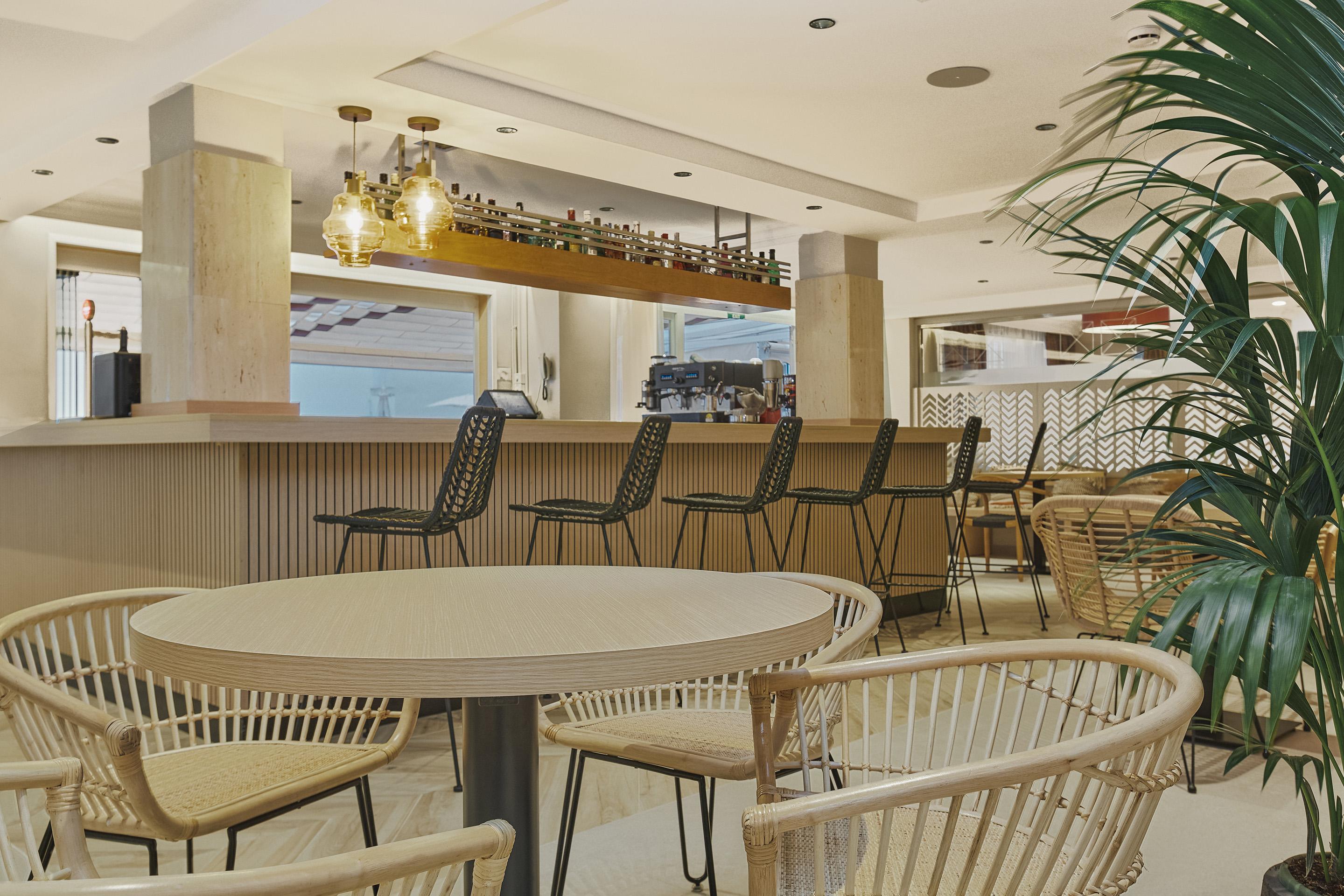 Universal Don Camilo Appart hôtel