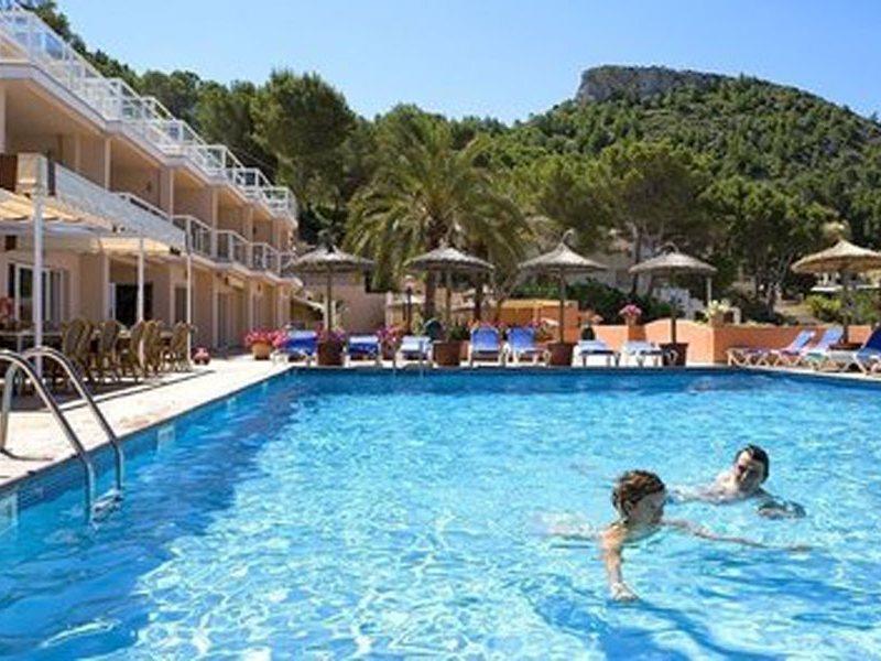 Universal Don Camilo Aparthotel Sant Elm
