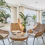 Universal Aparthotel Don Camilo