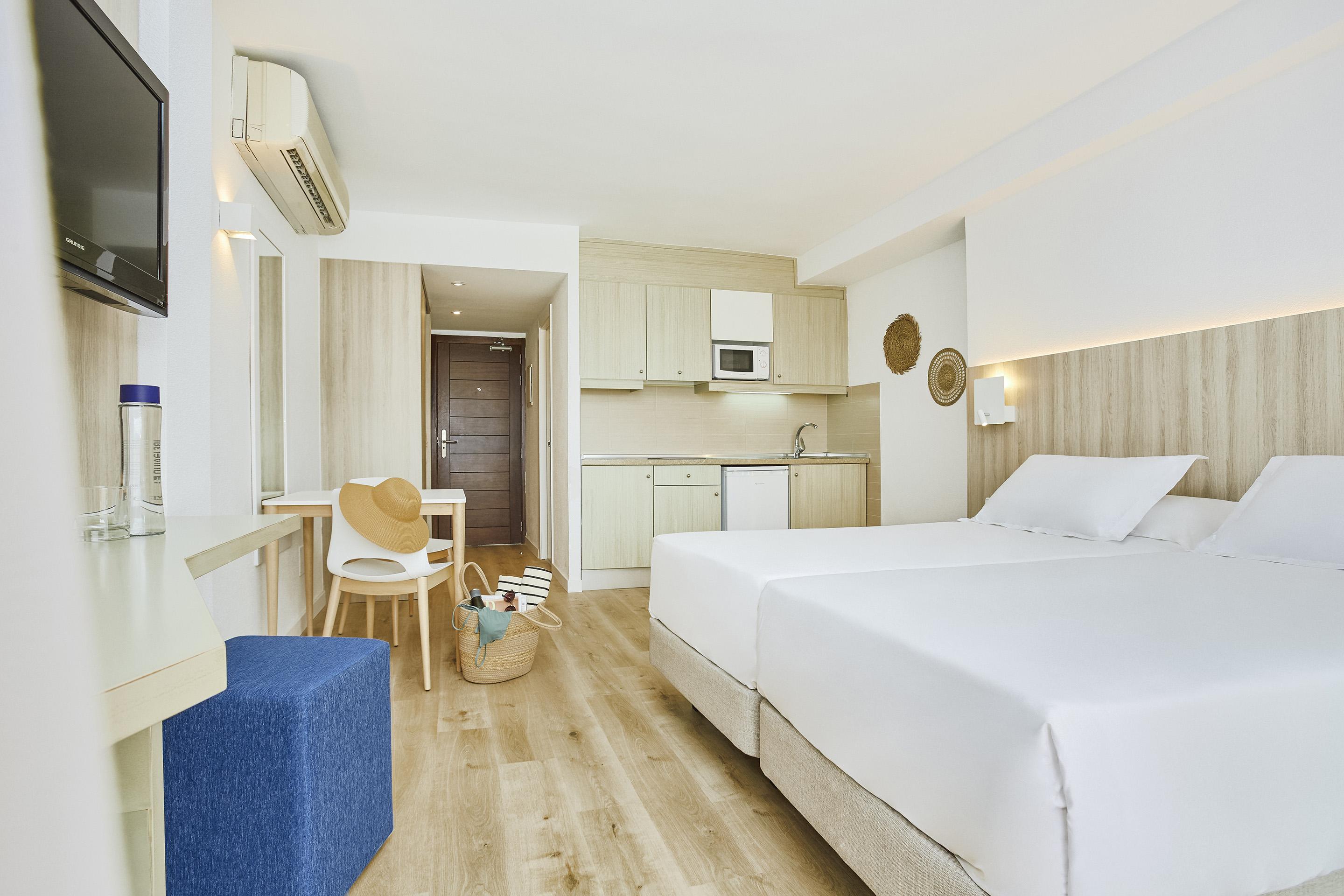 Universal Don Camilo Apartahotel Sant Elm