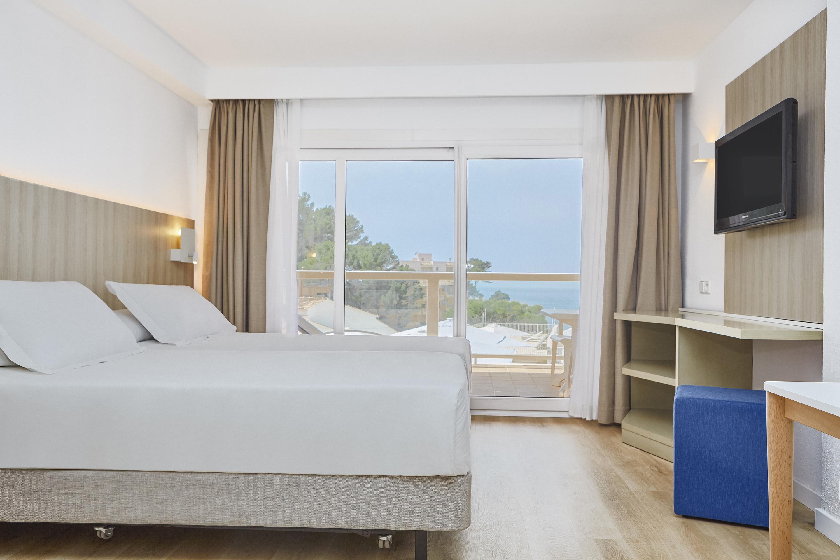 Apartahotel Universal Don Camilo 4*